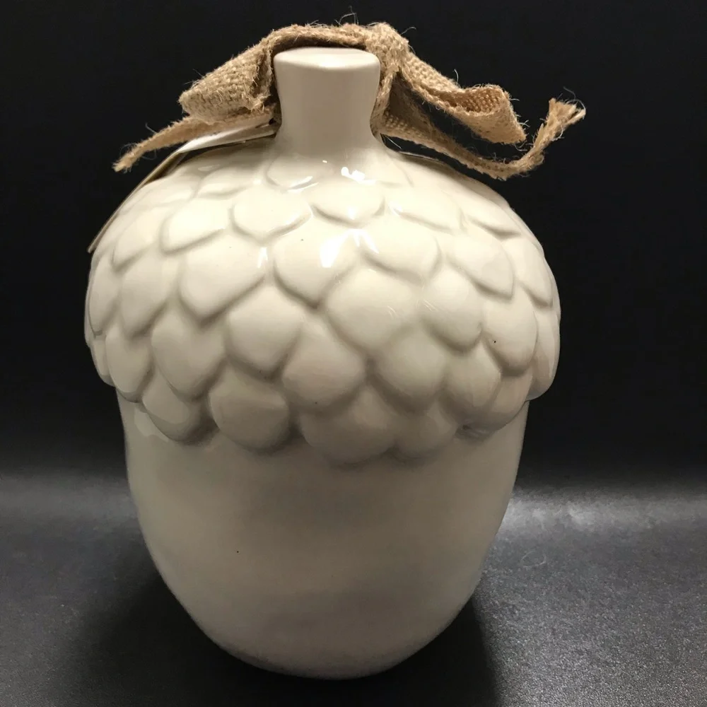 Rae Dunn Gobble Acorn Birdhouse